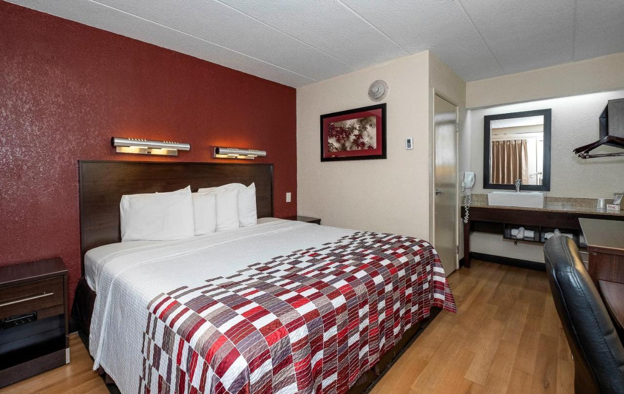 Red Roof Inn Mt Laurel Mount Laurel Dış mekan fotoğraf